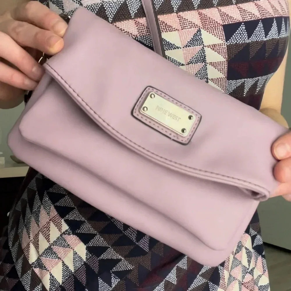 Nine West crossbody & wristlet in one - Picture 11 of 16